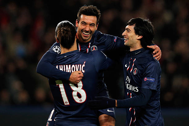 篮球场上 篮球场上