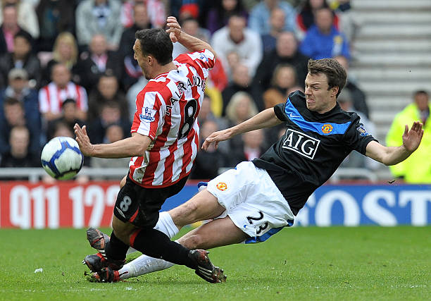 敏锐的门前 敏锐的门前